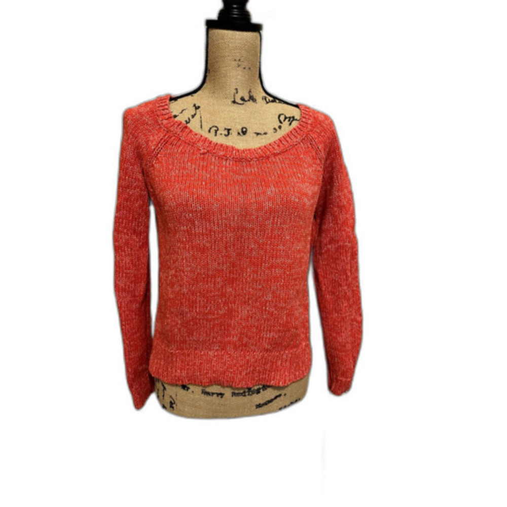 American Eagle Coral Sweater Size M
